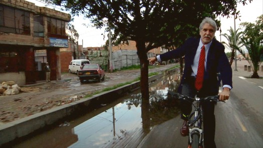 Enrique_Penalosa_bike_hr-525x295